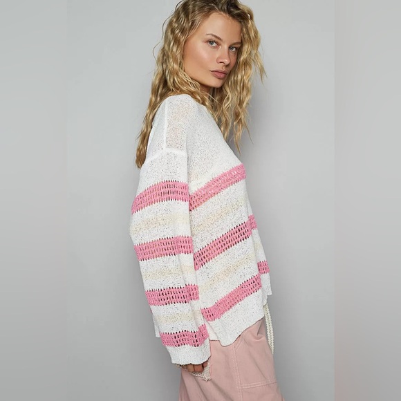 🫐 POL Women's Sweater in White and Pink -candy ribbons - Picture 4 of 5